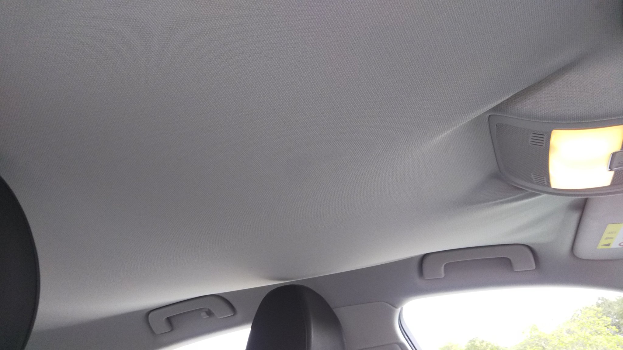 Audi 天井カバーが剥がれ落ちる その全貌と対策案まとめ Booboomasa Com